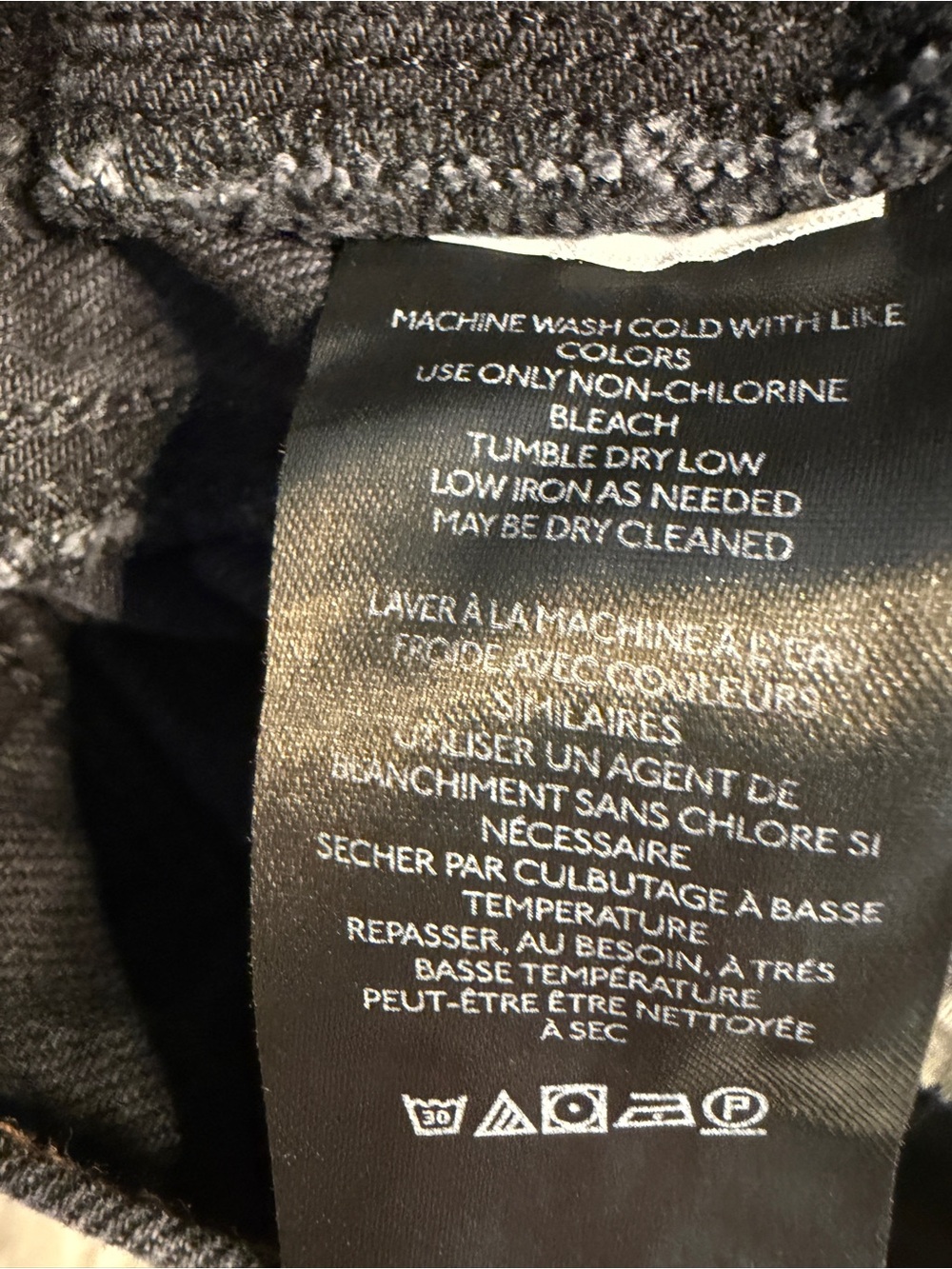We The Free Lucky You Mid Rise Barrel Jeans Short Inseam. - Picture 7 of 9